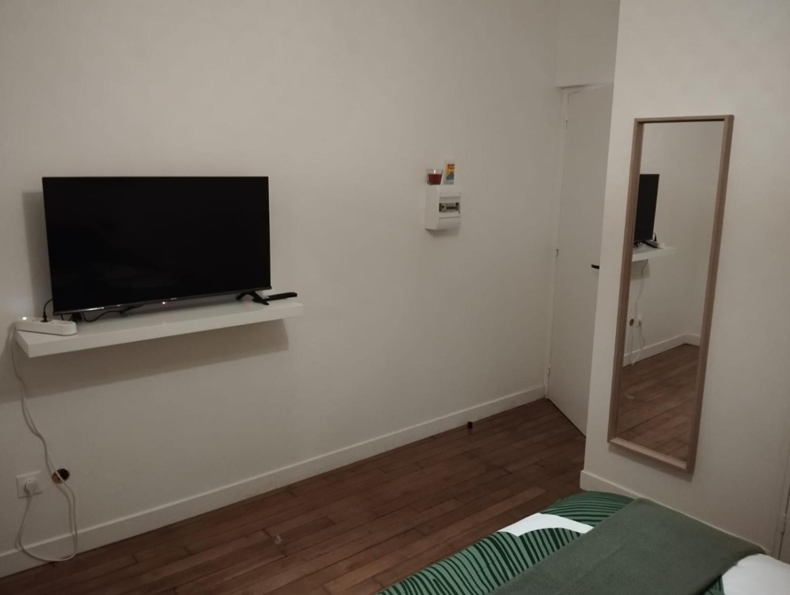 Chambre Verte Proche De Stade De France ピエールフィット・シュル・セーヌ エクステリア 写真